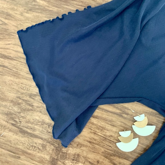 Sadie & Sage navy romper - Picture 4 of 11